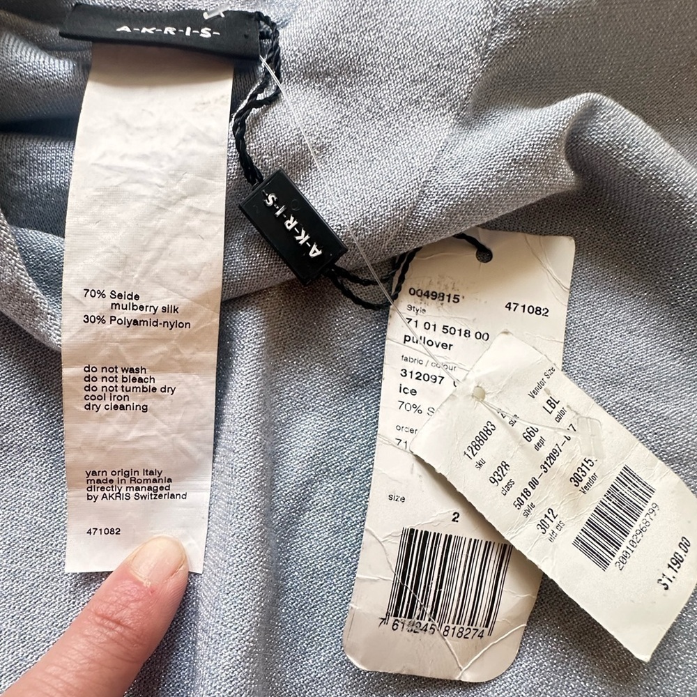 NWT Akris Silver Shimmer Silk Blend Lightweight Pullover - Picture 11 of 12